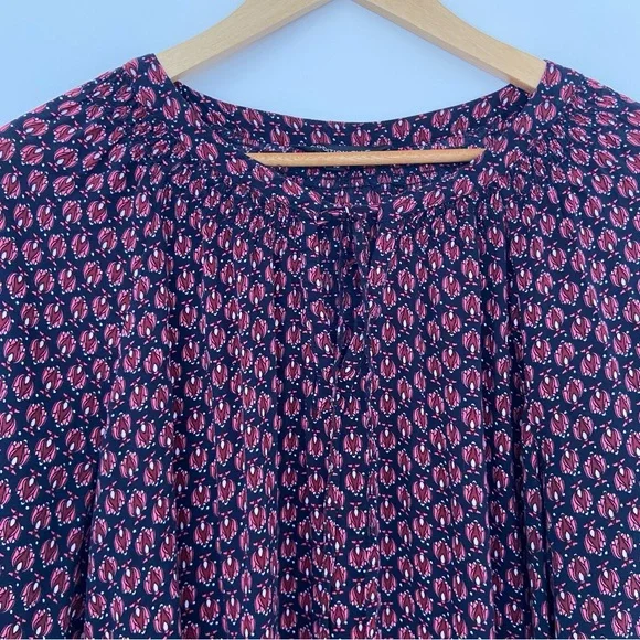 ADDITION ELLE NAVY/RED/PINK 100% RAYON GEOMETRIC PRINT BLOUSE W/TIE NECKLINE, 18 - Picture 3 of 12